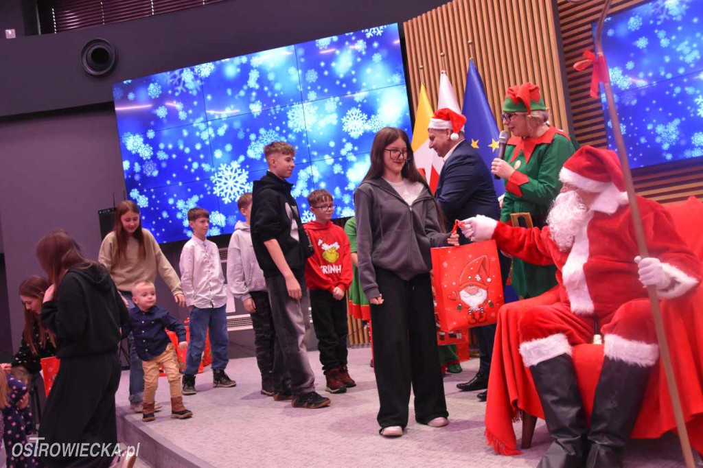 Mikołajkowa kraina pełna świątecznego blasku