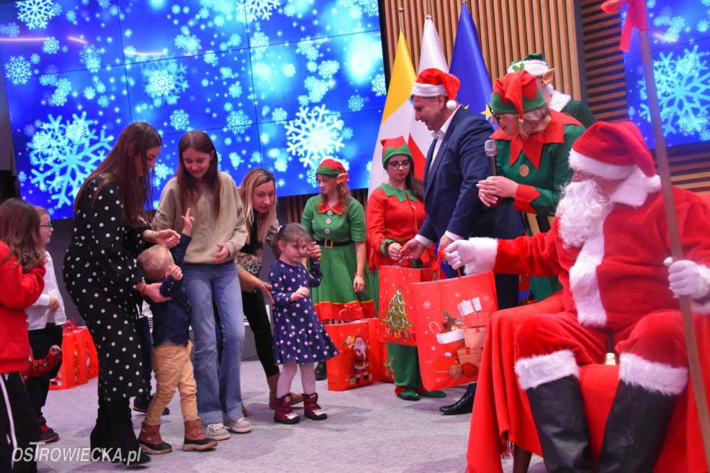 Mikołajkowa kraina pełna świątecznego blasku