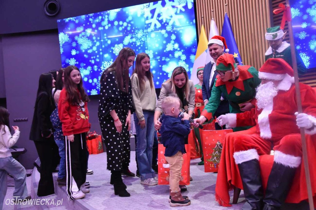 Mikołajkowa kraina pełna świątecznego blasku