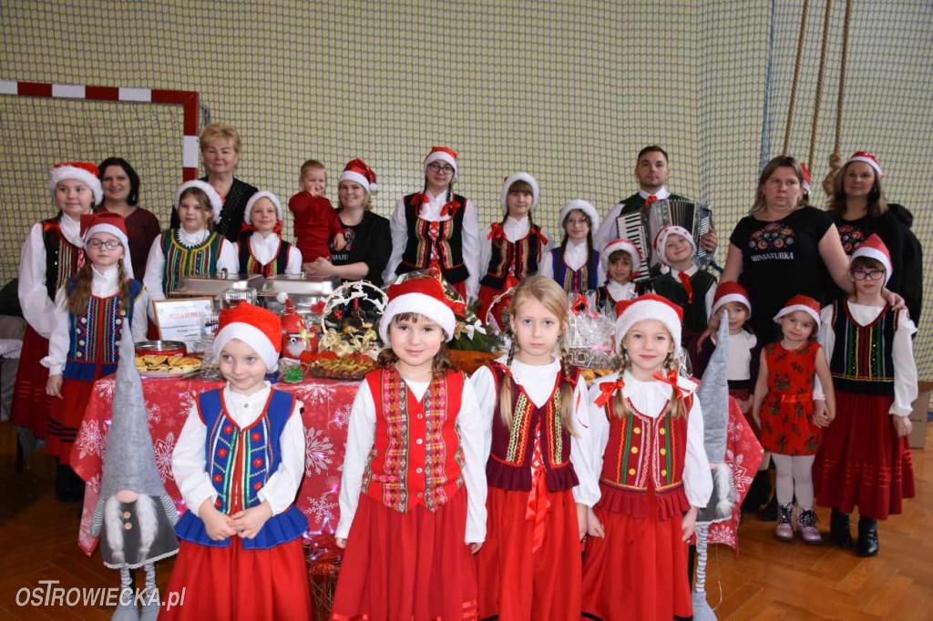 Magia Świąt Bożego Narodzenia w Waśniowie