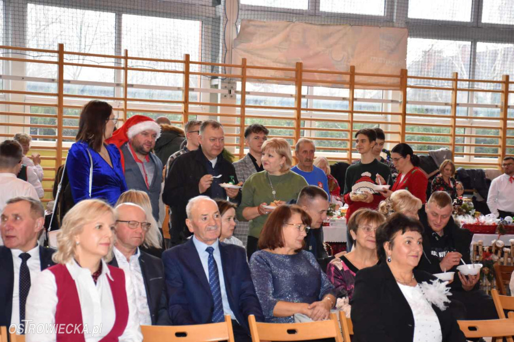 Magia Świąt Bożego Narodzenia w Waśniowie