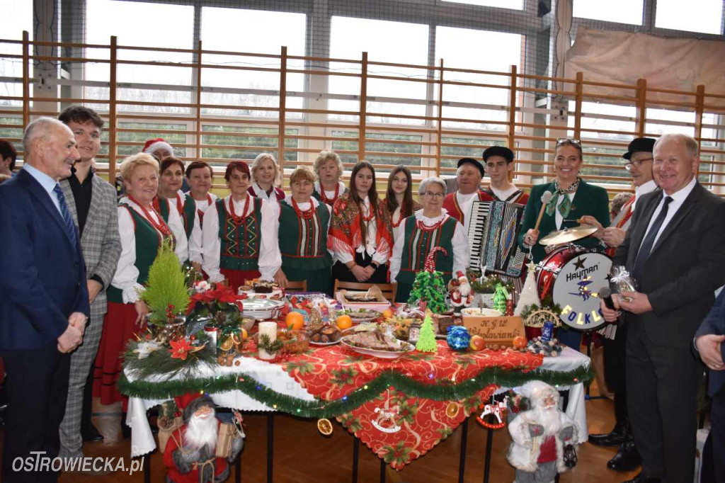 Magia Świąt Bożego Narodzenia w Waśniowie