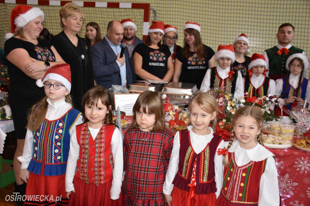 Magia Świąt Bożego Narodzenia w Waśniowie