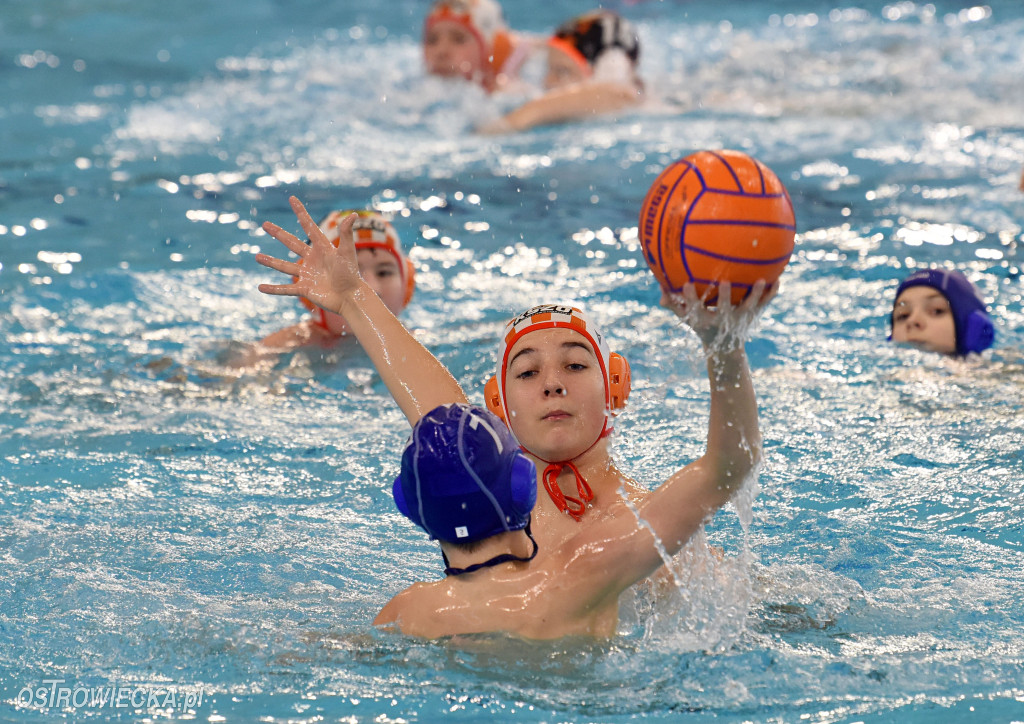 Trwają mistrzostwa młodzików w piłce wodnej