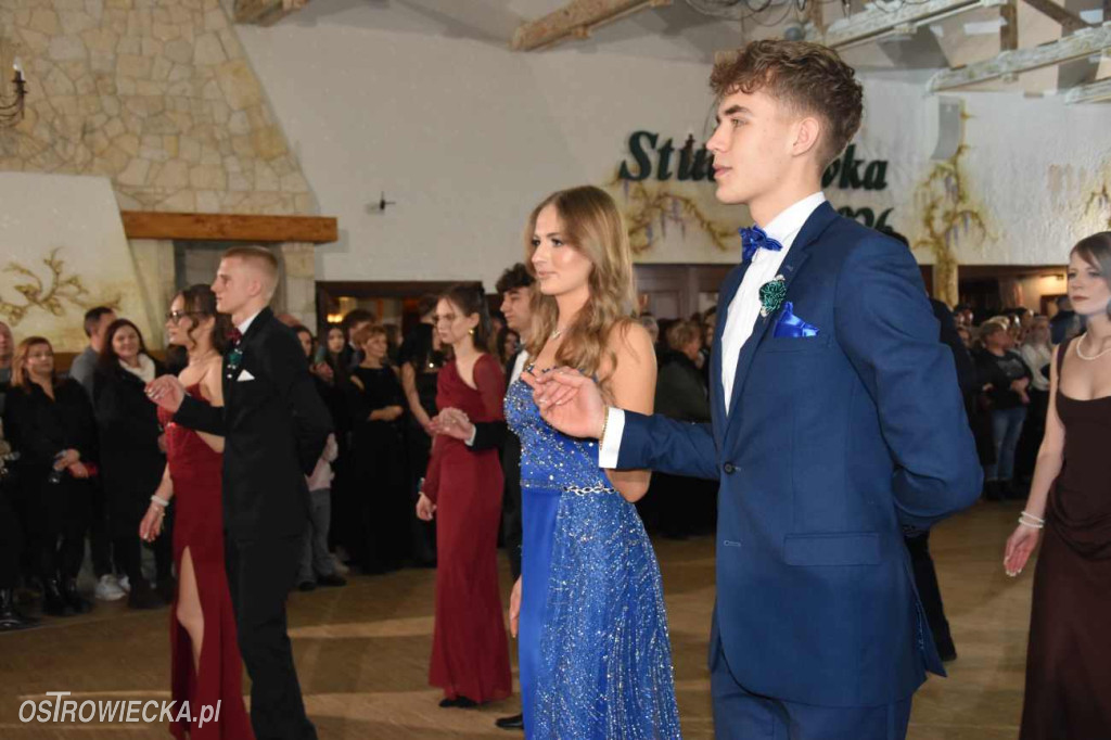 „Staszic” pierwszy na studniówkowym parkiecie