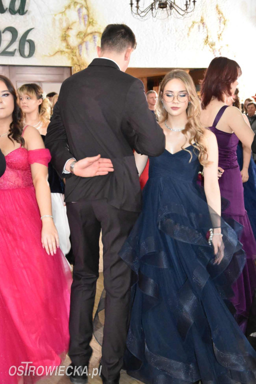 „Staszic” pierwszy na studniówkowym parkiecie