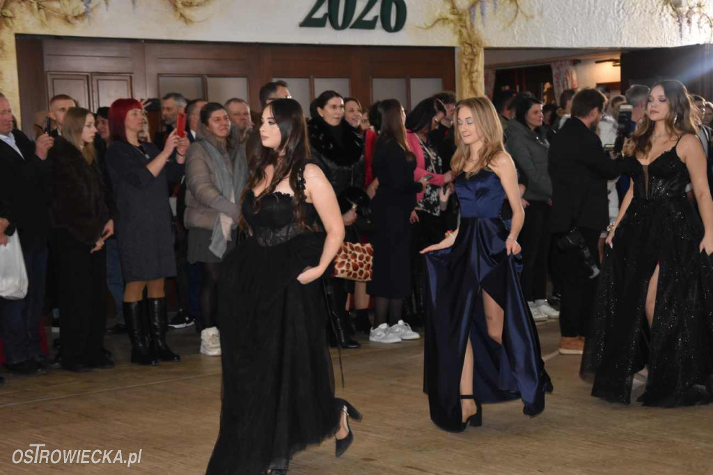 „Staszic” pierwszy na studniówkowym parkiecie