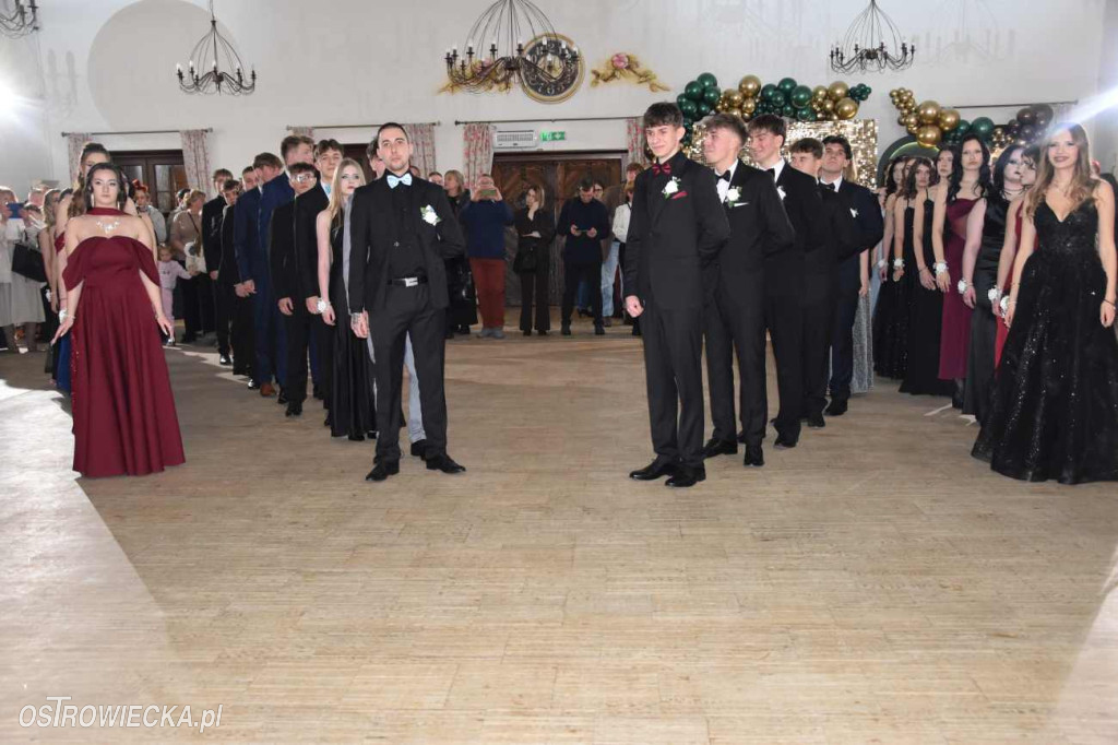 „Staszic” pierwszy na studniówkowym parkiecie