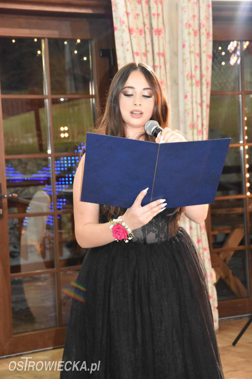 „Staszic” pierwszy na studniówkowym parkiecie