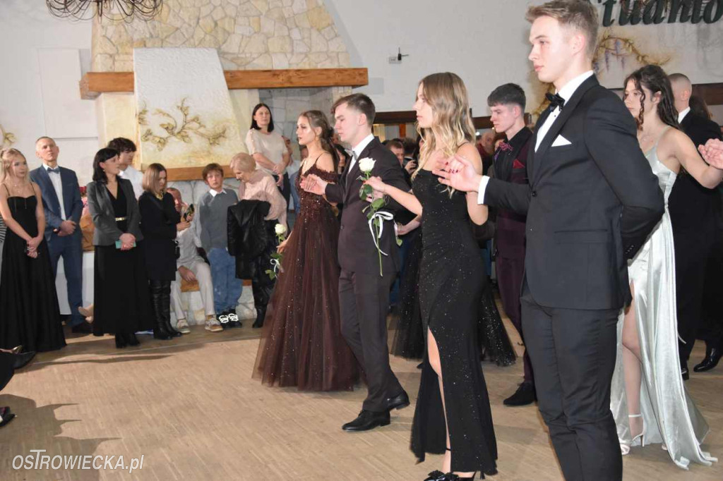 Studniówka „Chreptus”