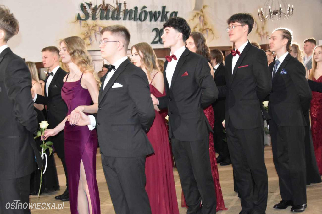 Studniówka „Chreptus”