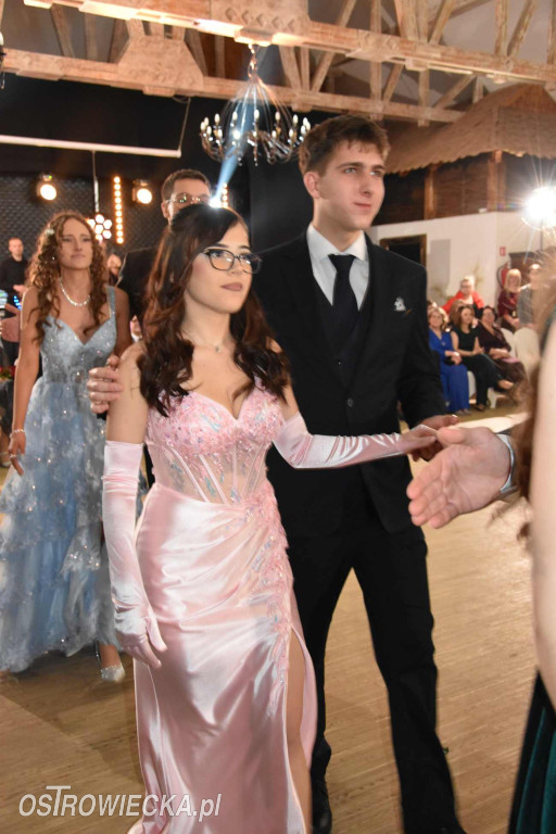 Studniówka „Chreptus”