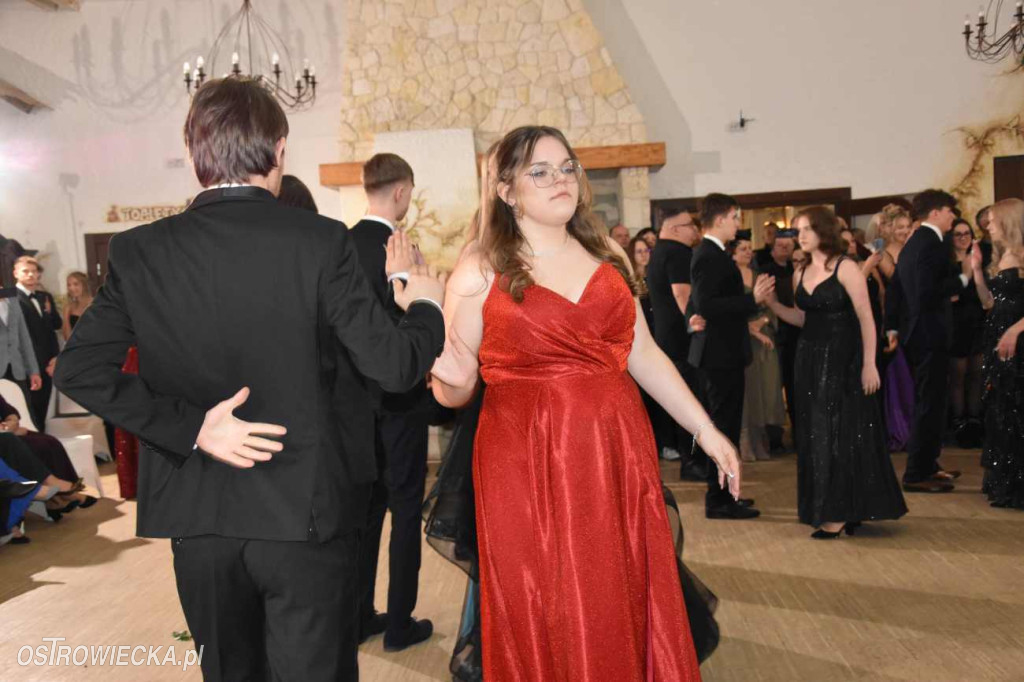 Studniówka „Chreptus”