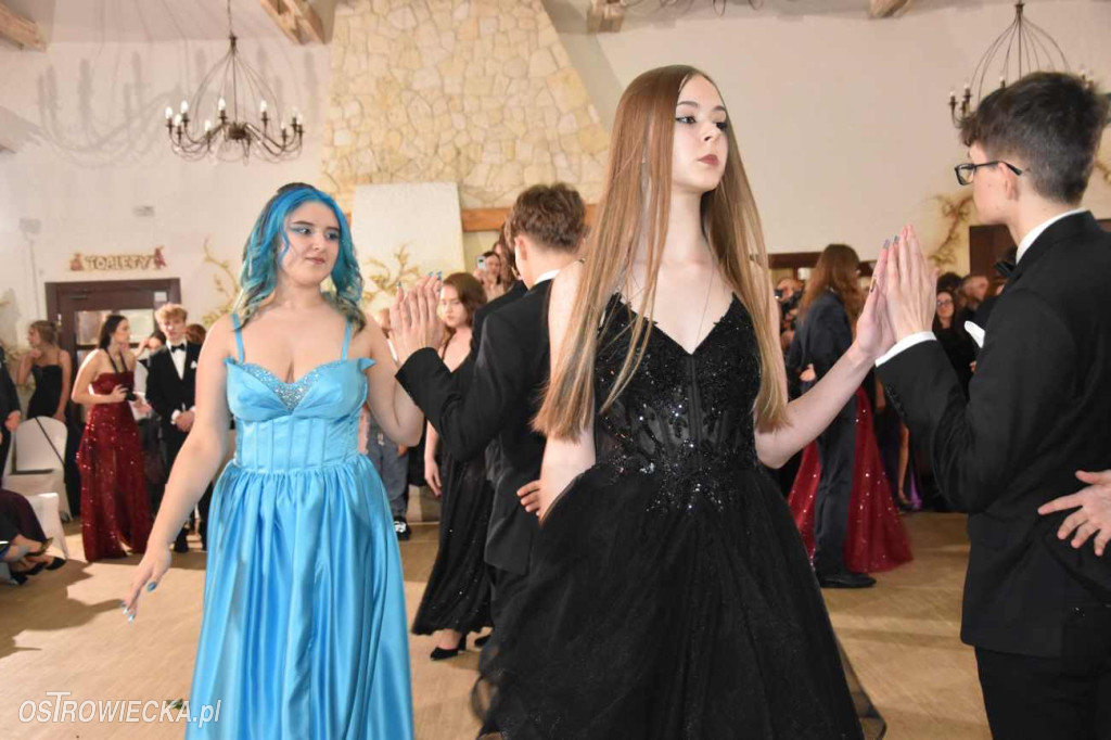 Studniówka „Chreptus”