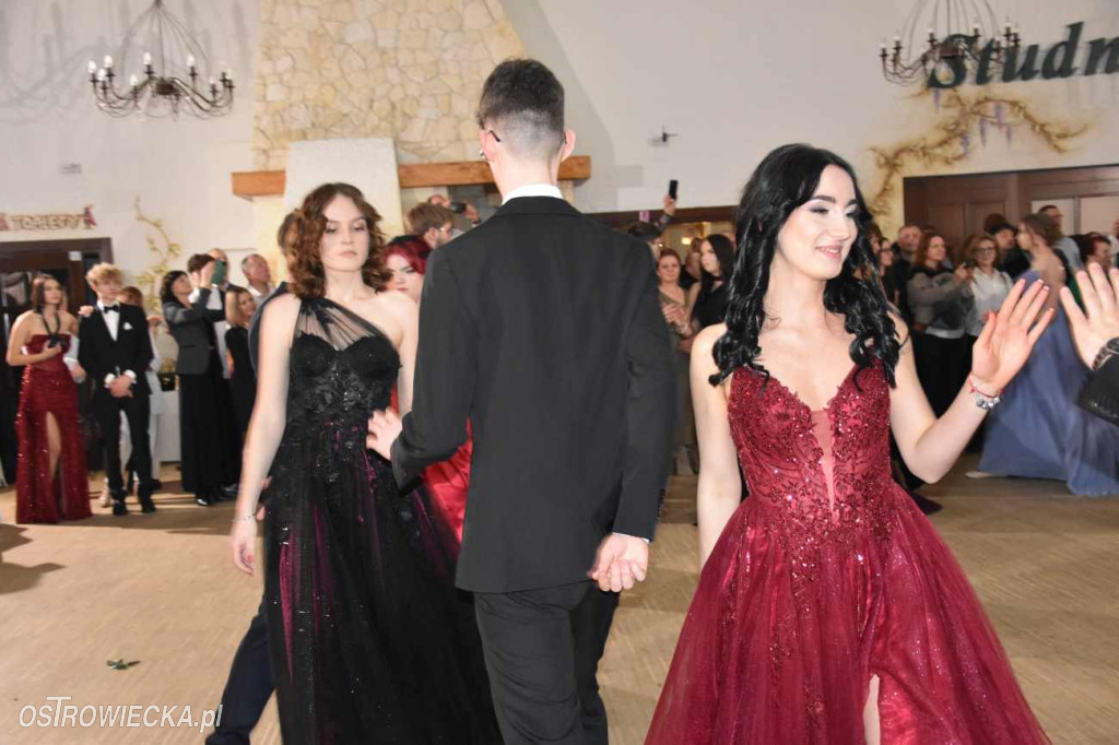 Studniówka „Chreptus”