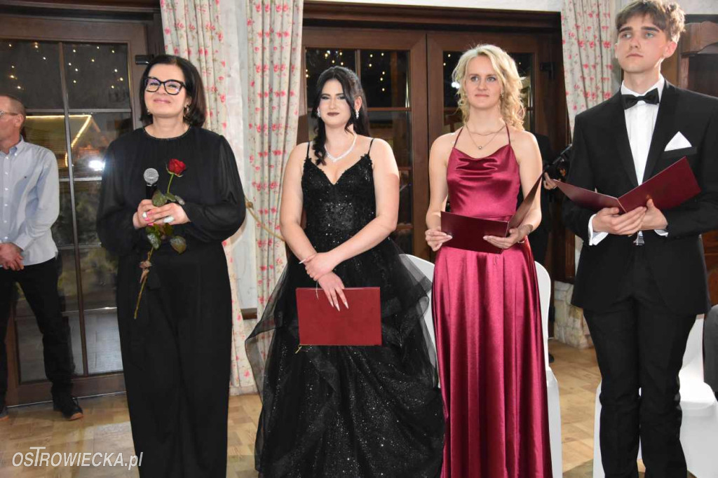 Studniówka „Chreptus”