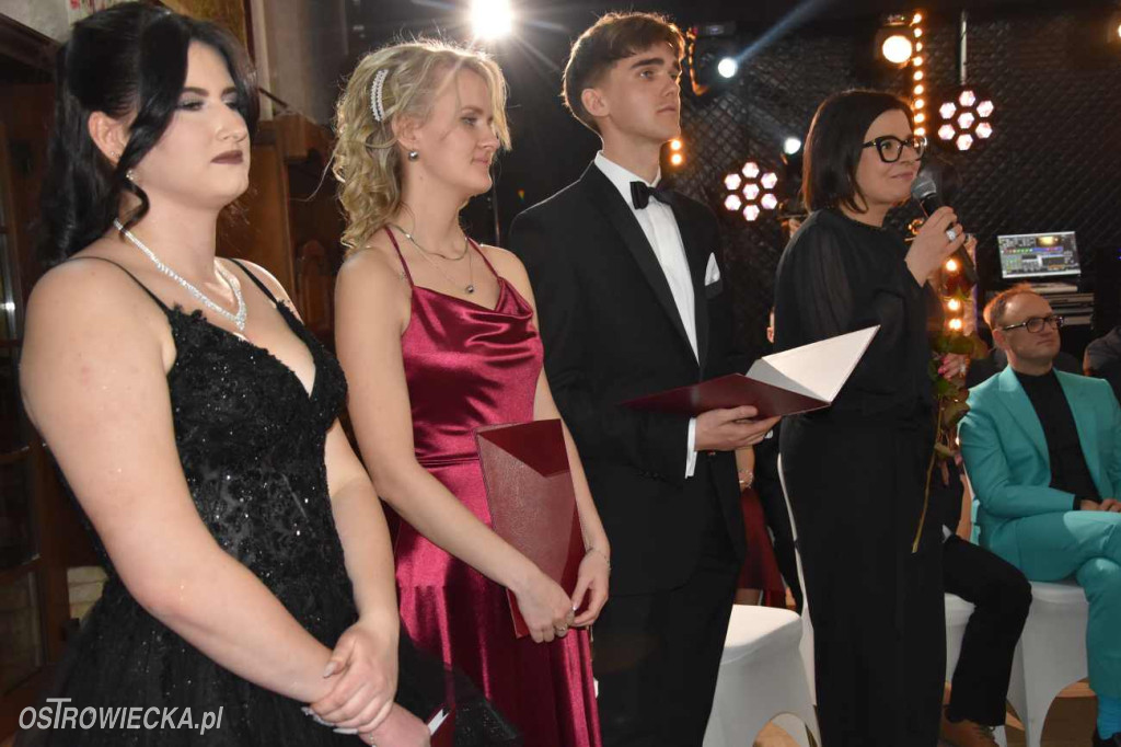 Studniówka „Chreptus”