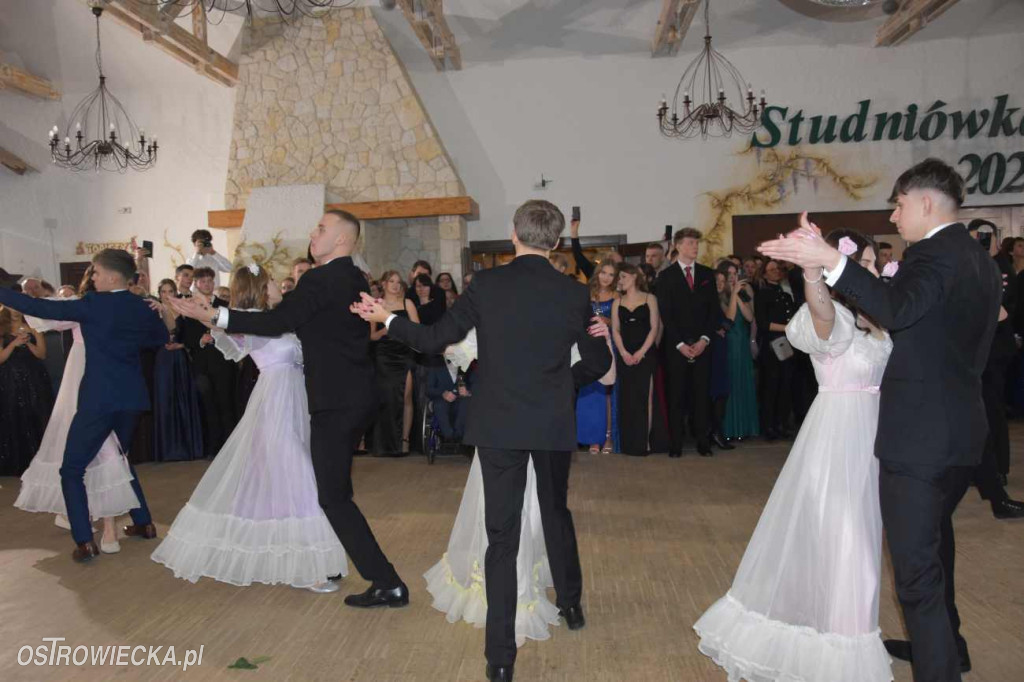 Studniówka „Chreptus”