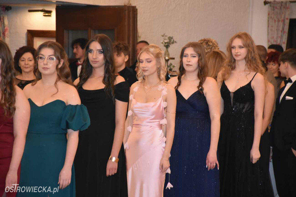 Bal Studniówkowy „Ekonomika”