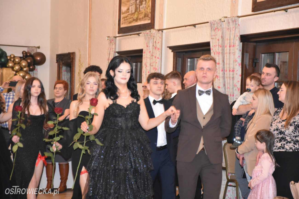 Bal Studniówkowy „Ekonomika”