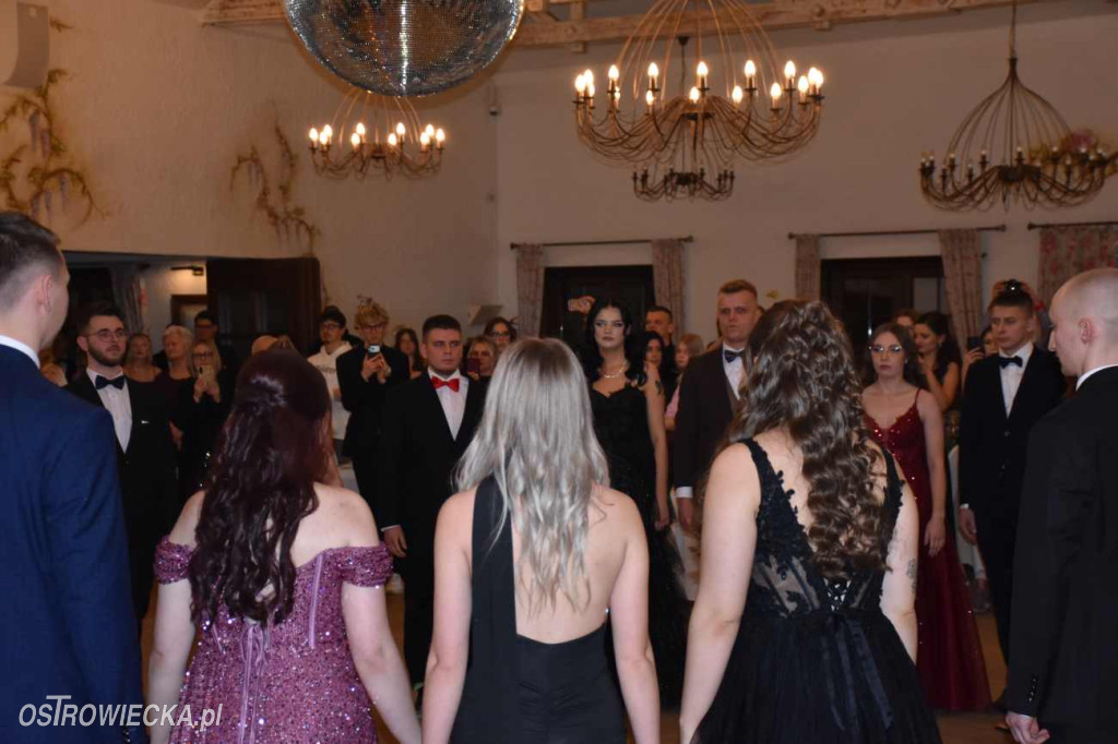 Bal Studniówkowy „Ekonomika”