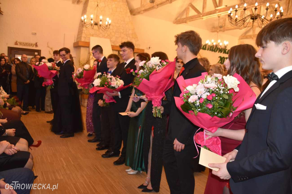 Bal Studniówkowy „Ekonomika”