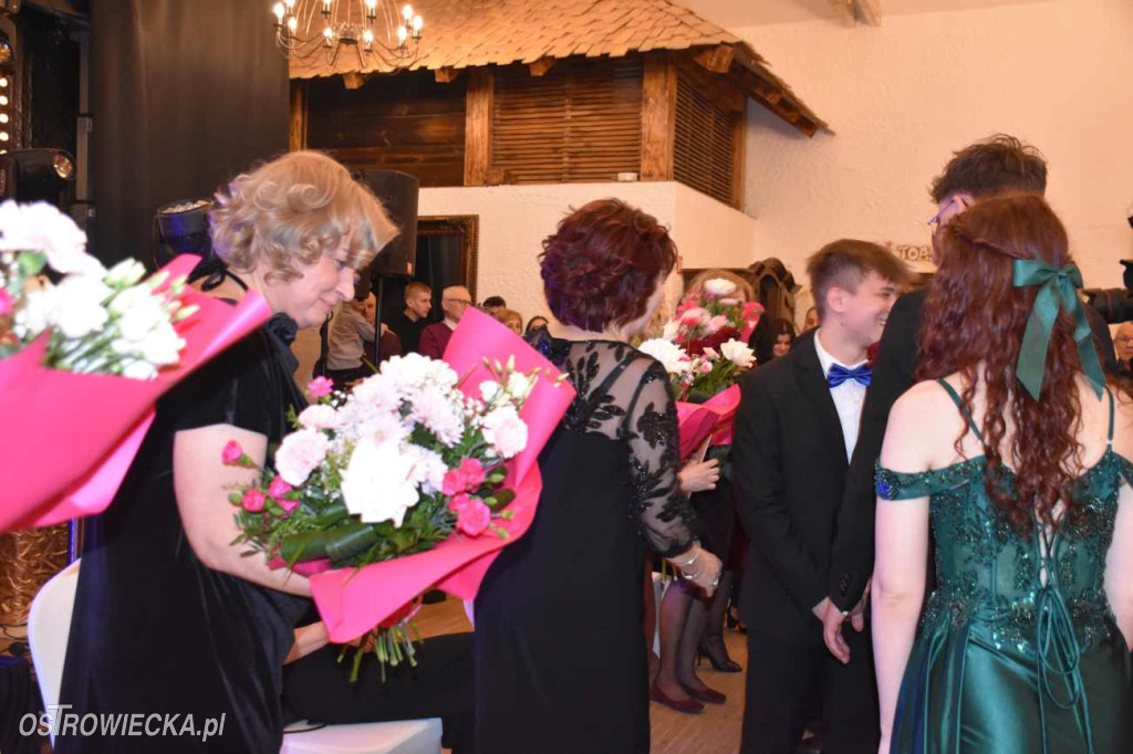 Bal Studniówkowy „Ekonomika”