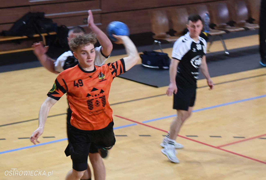 KSZO Ostrowiec Świętokrzyski- SRS NIKO Przemyśl
