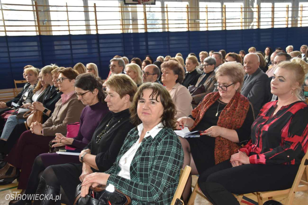 Wizyta minister Barbary Nowackiej  w Szewnie