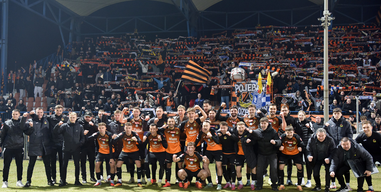 KSZO- Naprzód. Dwie twarze Pomarańczowo-Czarnych