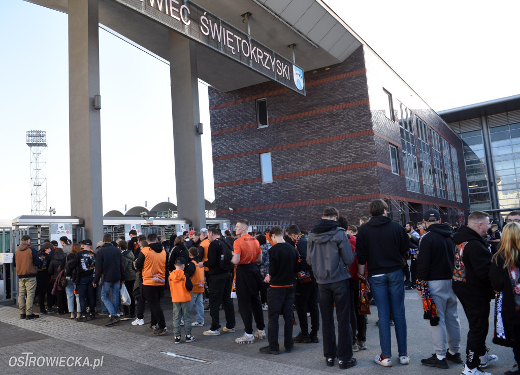 KSZO- Naprzód. Dwie twarze Pomarańczowo-Czarnych