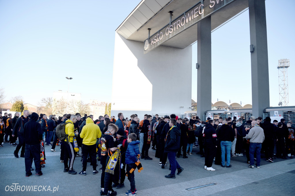 KSZO- Naprzód. Dwie twarze Pomarańczowo-Czarnych