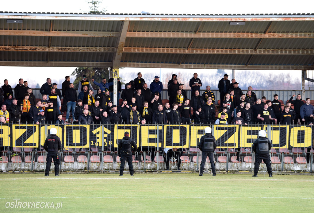 KSZO- Naprzód. Dwie twarze Pomarańczowo-Czarnych