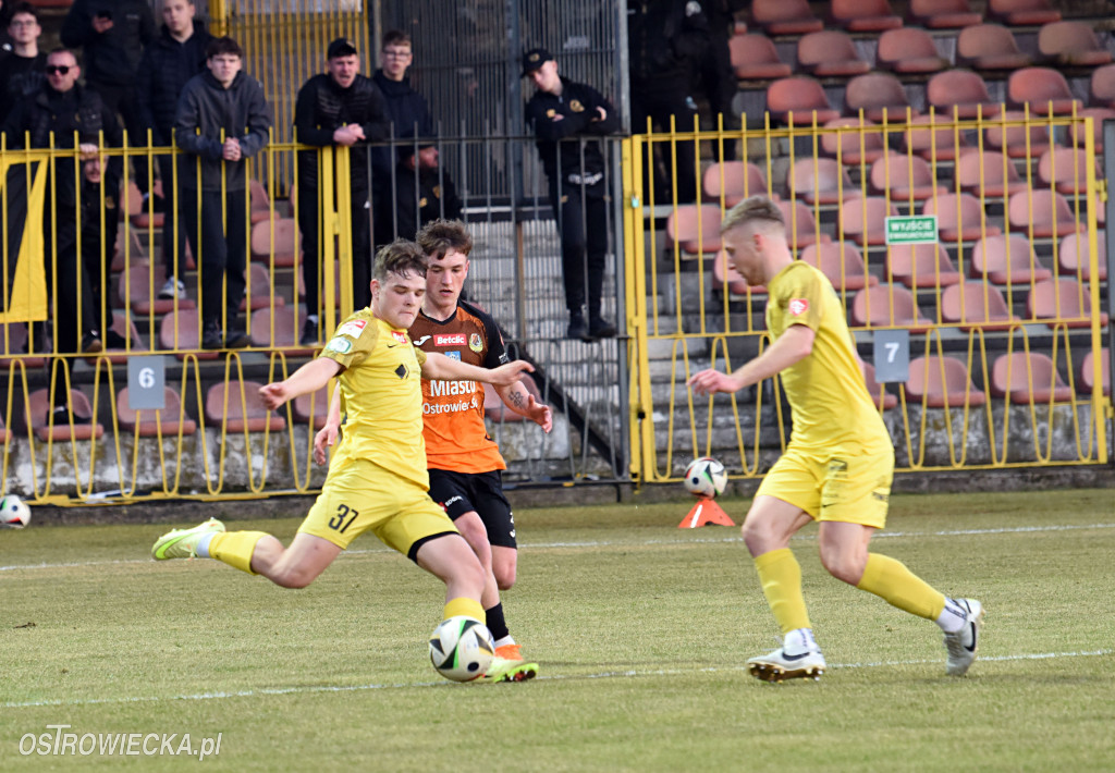 KSZO- Naprzód. Dwie twarze Pomarańczowo-Czarnych