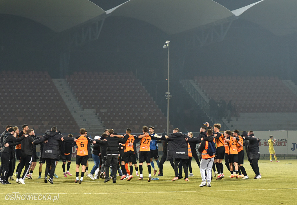 KSZO- Naprzód. Dwie twarze Pomarańczowo-Czarnych