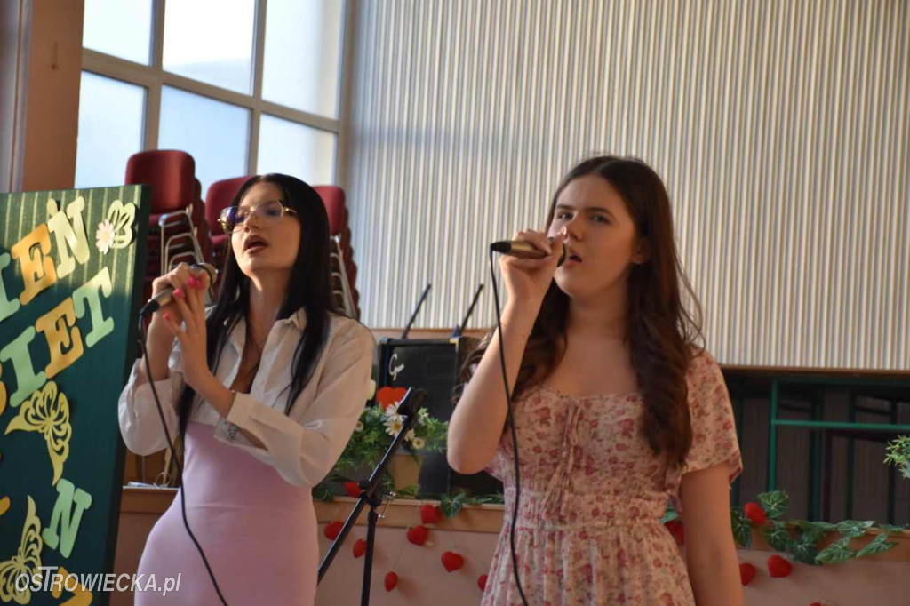 Dzień Kobiet i Dzień Mężczyzn w OSM