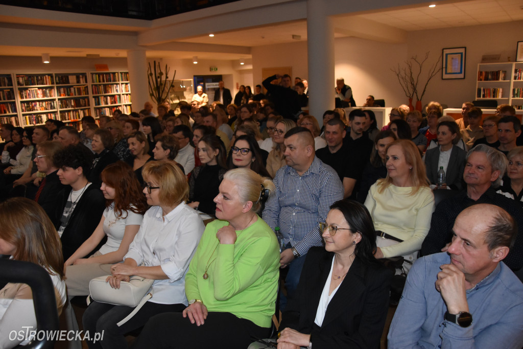 Młodzieżowy Teatr OBibooK niezmiennie zachwyca