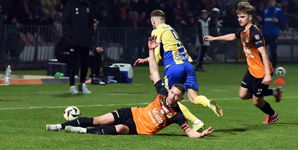 Dwa szybkie ciosy Avii