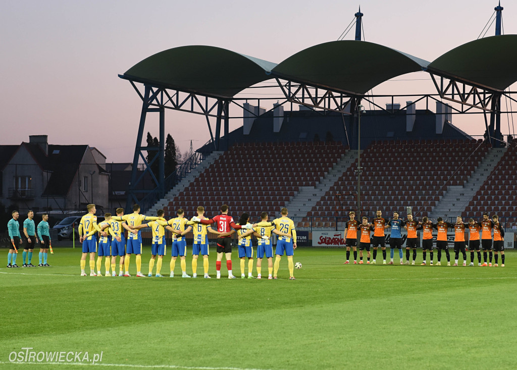 Dwa szybkie ciosy Avii