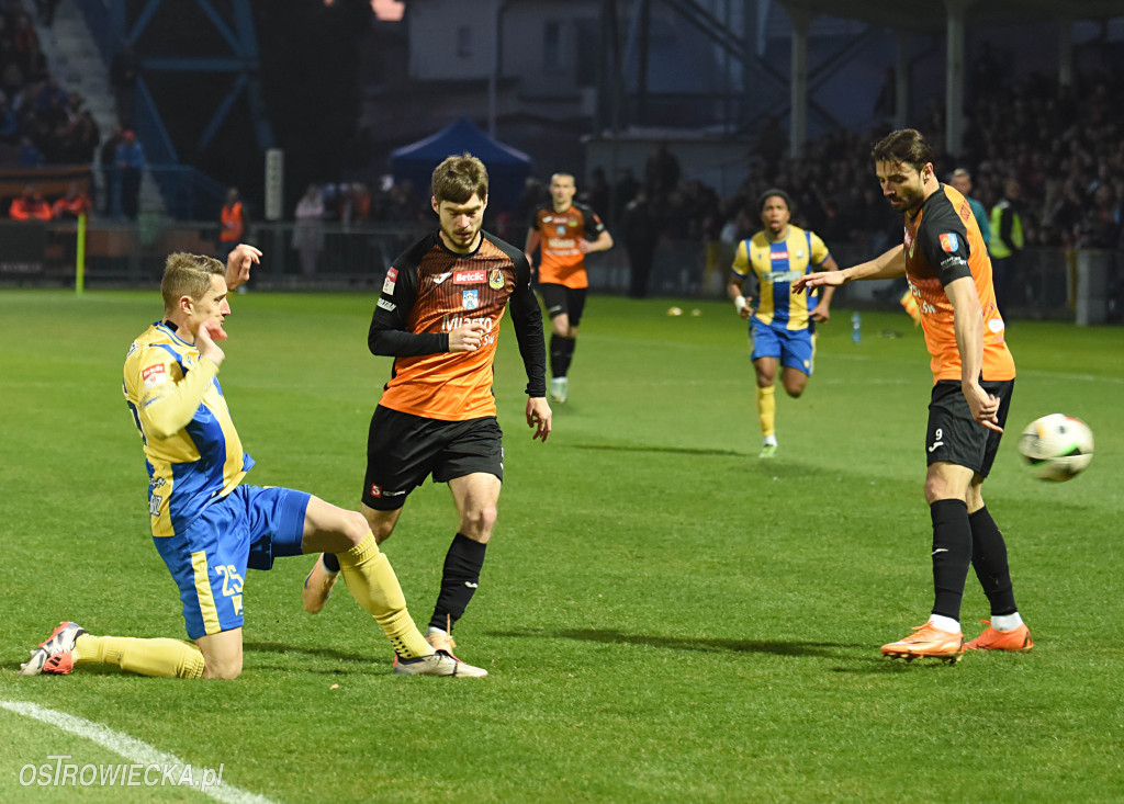 Dwa szybkie ciosy Avii