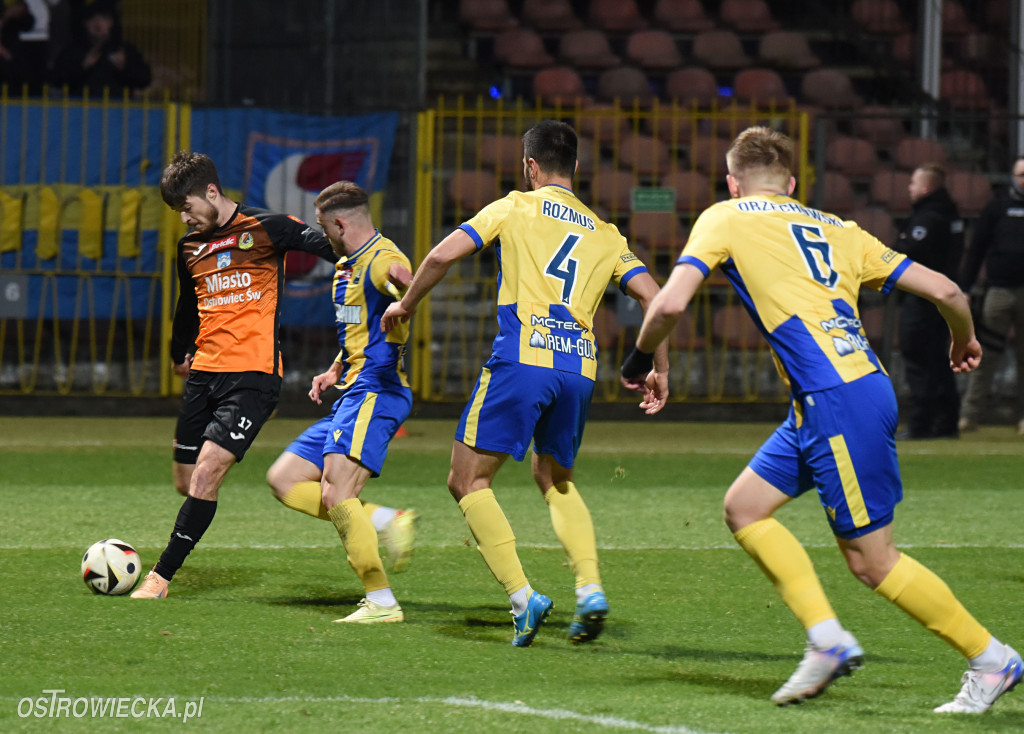 Dwa szybkie ciosy Avii