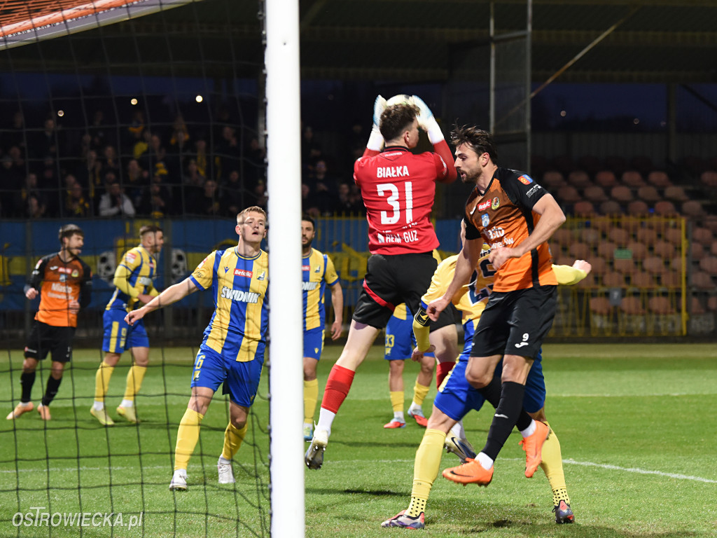 Dwa szybkie ciosy Avii