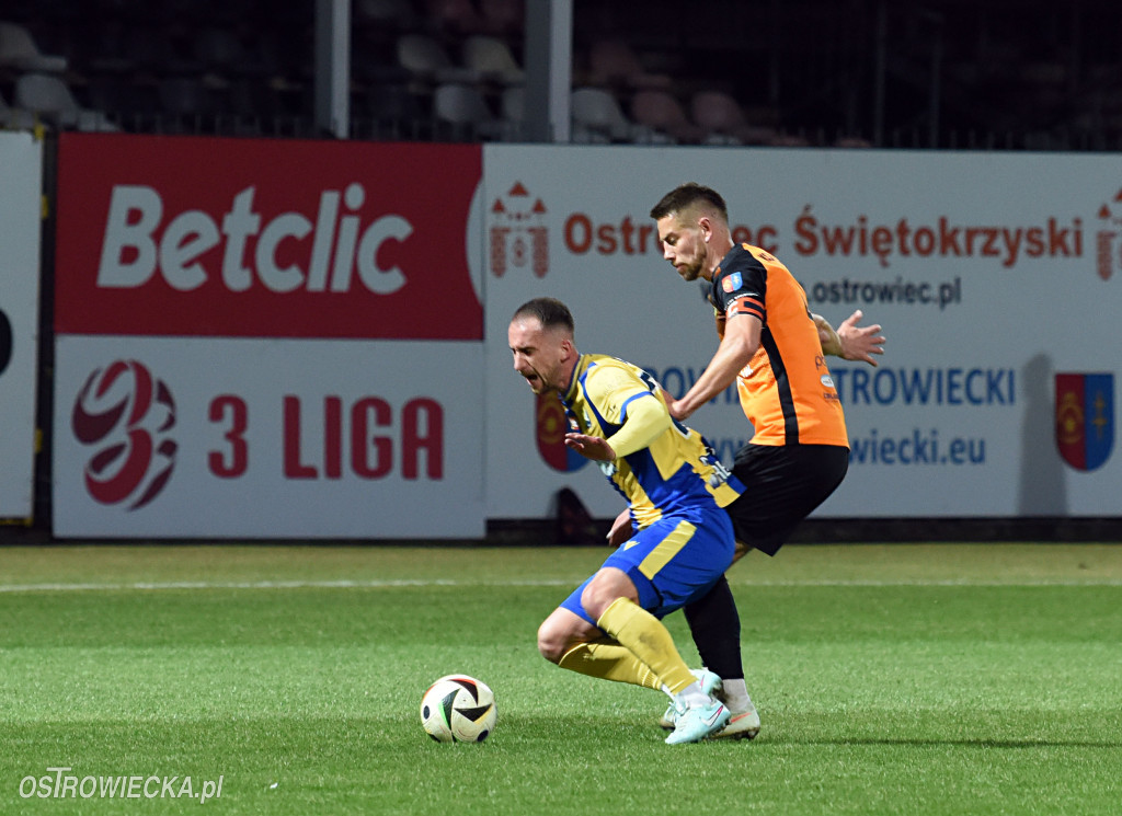 Dwa szybkie ciosy Avii