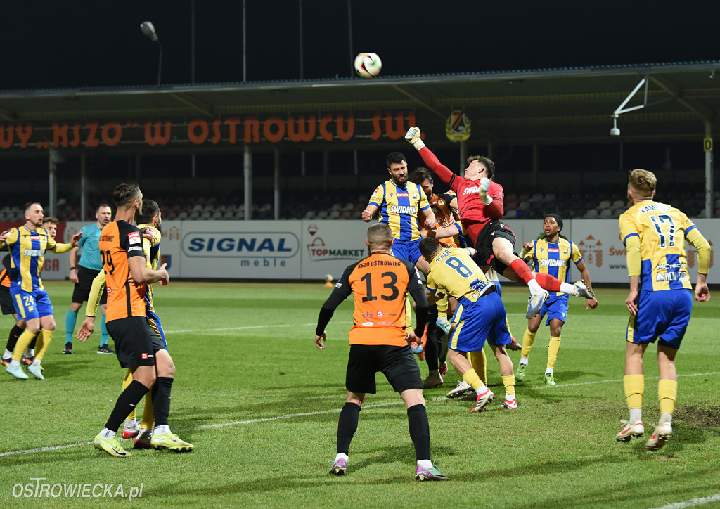 Dwa szybkie ciosy Avii