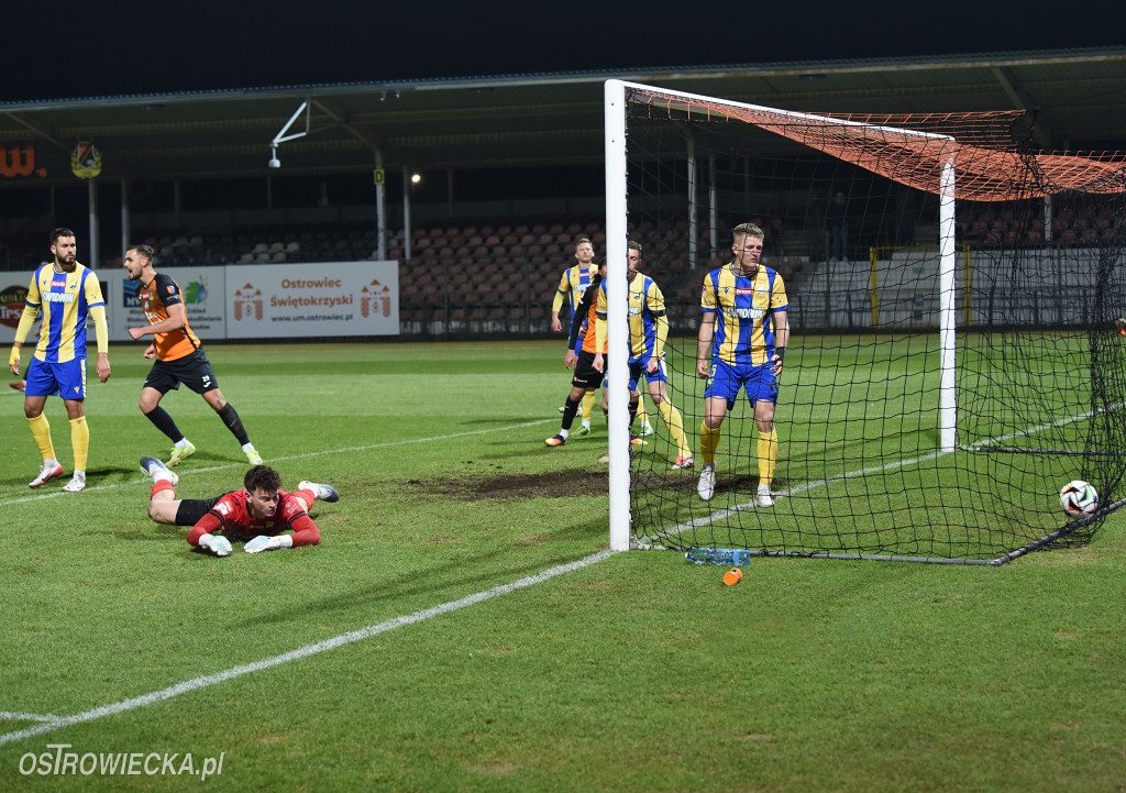 Dwa szybkie ciosy Avii