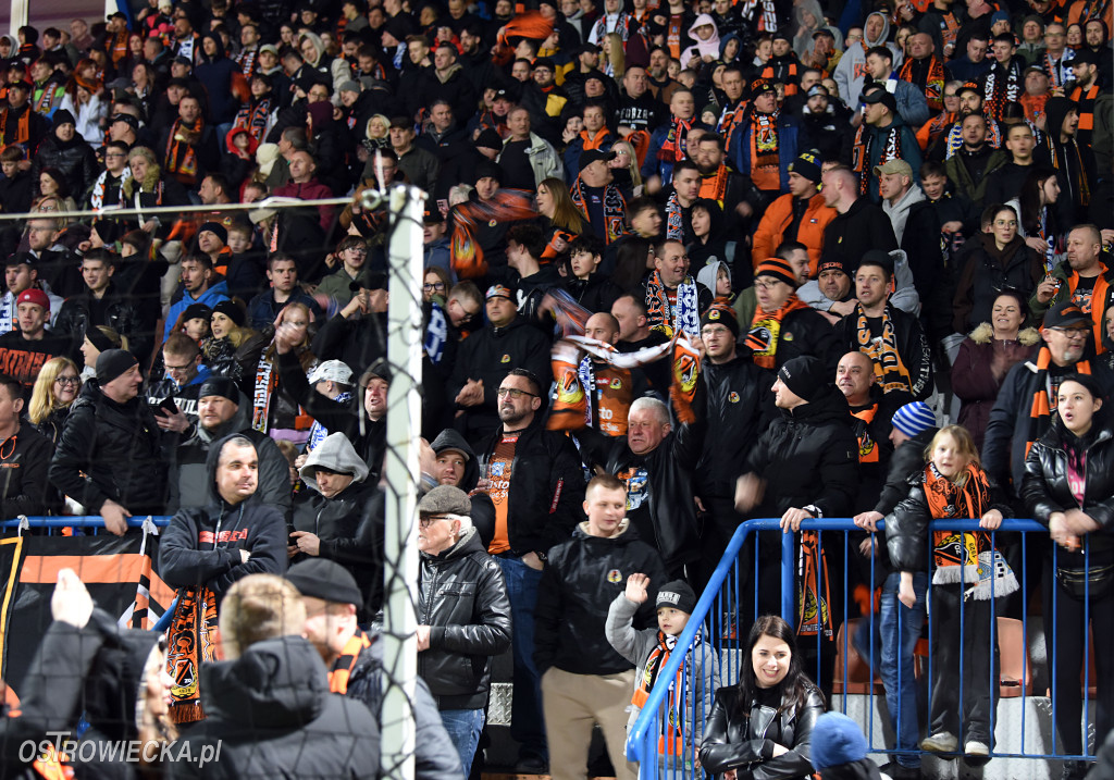 Dwa szybkie ciosy Avii