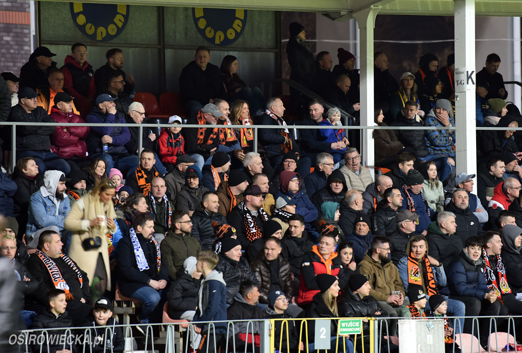 Dwa szybkie ciosy Avii