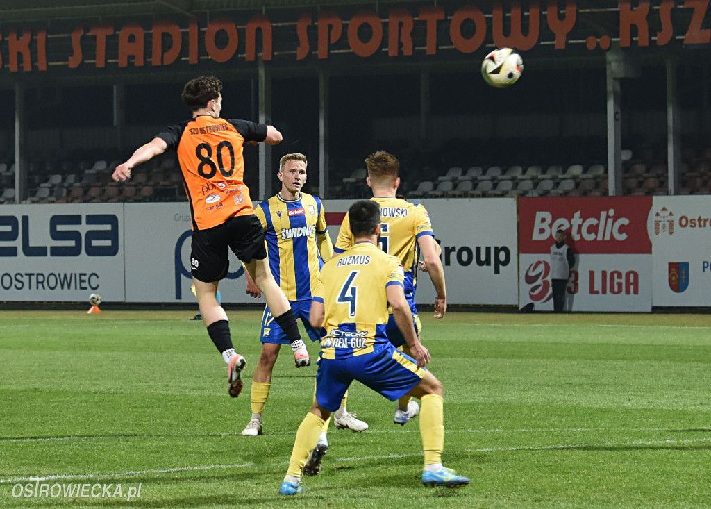 Dwa szybkie ciosy Avii