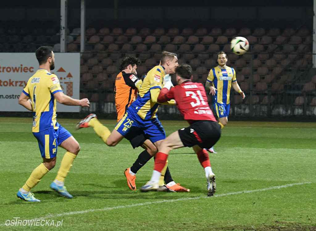 Dwa szybkie ciosy Avii