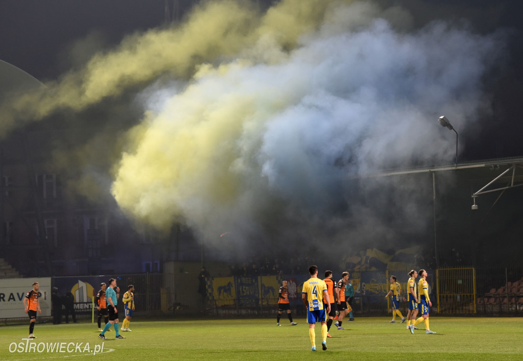 Dwa szybkie ciosy Avii